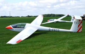 Astir and LS4 at Stratford Gliding Club